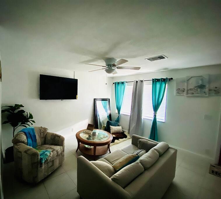 Cheerful 1-Bed On Oakland Park Fl Βίλα Φορτ Λόντερντεϊλ Εξωτερικό φωτογραφία